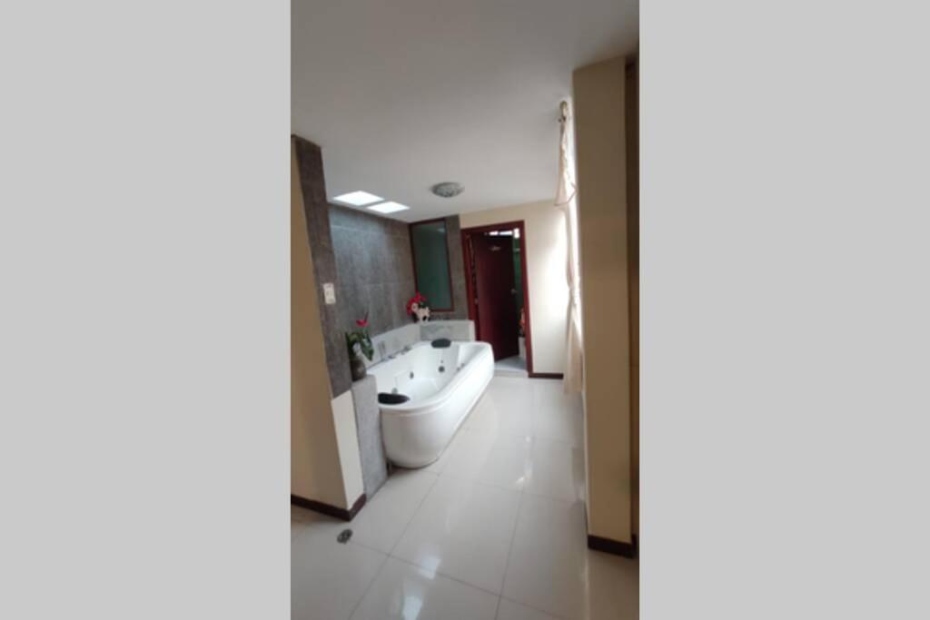 Apartamento Turi Con Jacuzzi, Centro De La Ciudad *